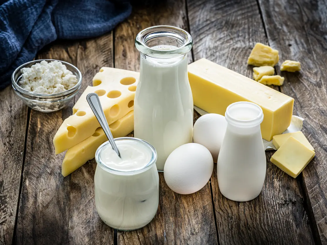 الأطعمة المخمرة ودورها المحتمل في خفض الكوليسترول ودعم صحة القلب